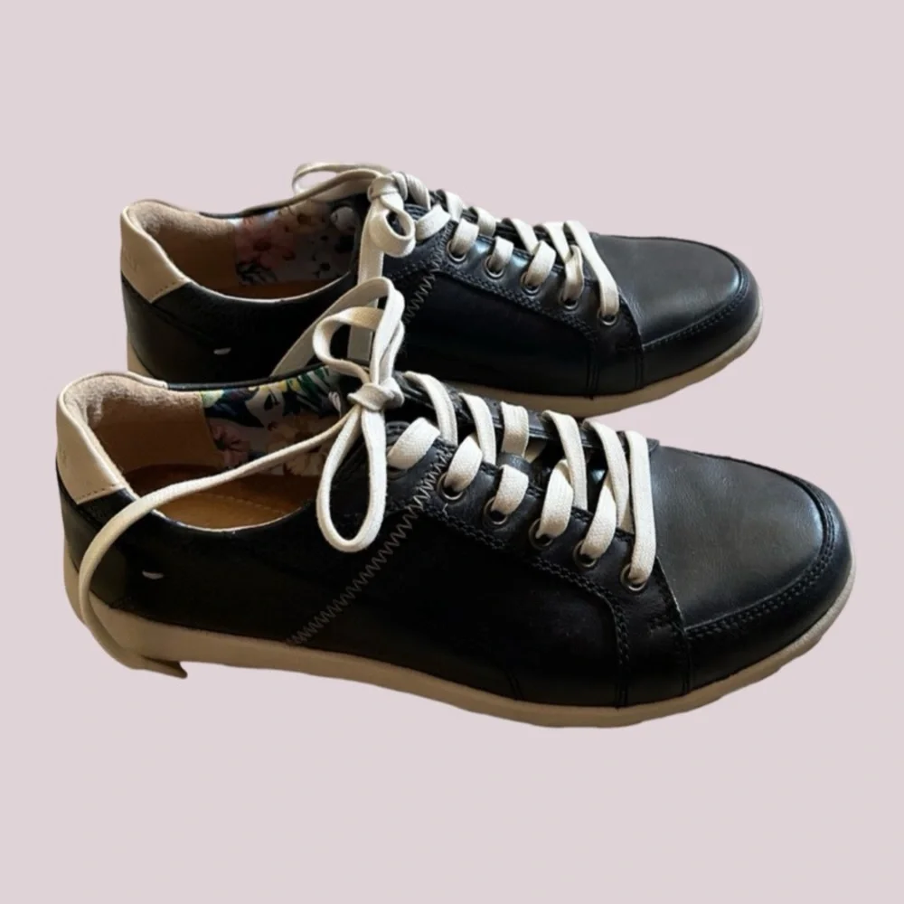 Cobb Hill By Rockport Amalie Black Cream Leather Tennis Laced Shoes Size 9